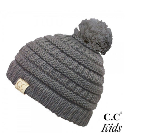 Solid color knit pom beanie for kids